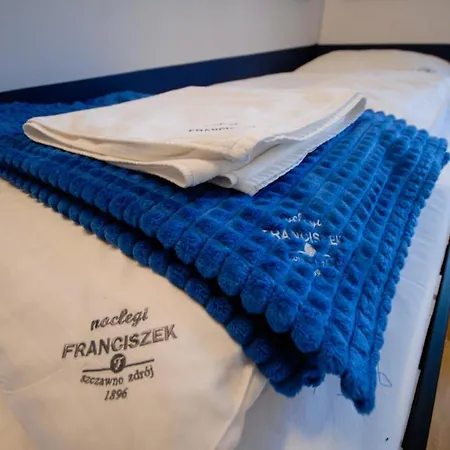 Franciszek Przy Parku Szwedzkim * Szczawno-Zdroj