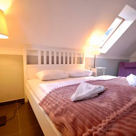 Franciszek Przy Parku Szwedzkim Apartmán