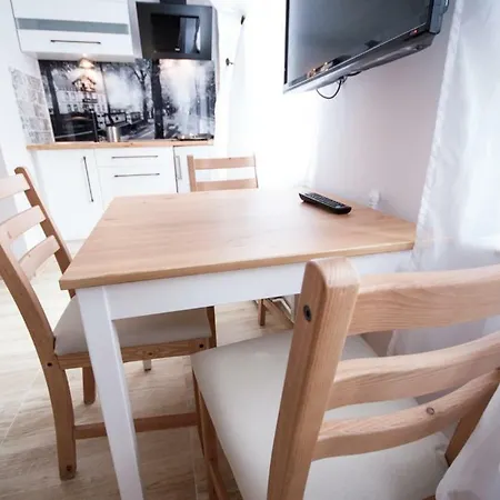 Franciszek Przy Parku Szwedzkim Apartmán