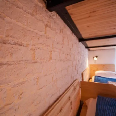 Franciszek Przy Parku Szwedzkim Szczawno-Zdroj